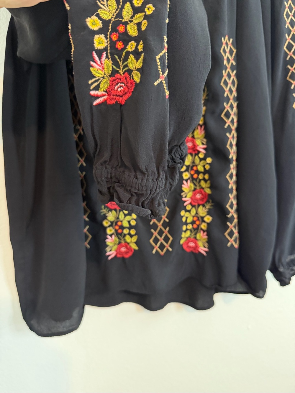 J.Jill Blouse Black Embroidered Peasant Top Size XLarge Bohemian Romantic - Picture 3 of 10